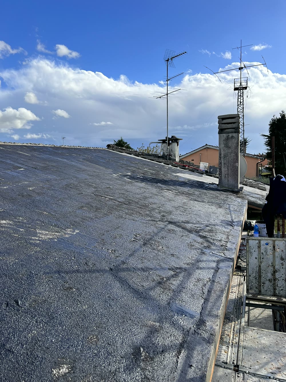 Ripristino immobile rasatura e pittura a Pordenone